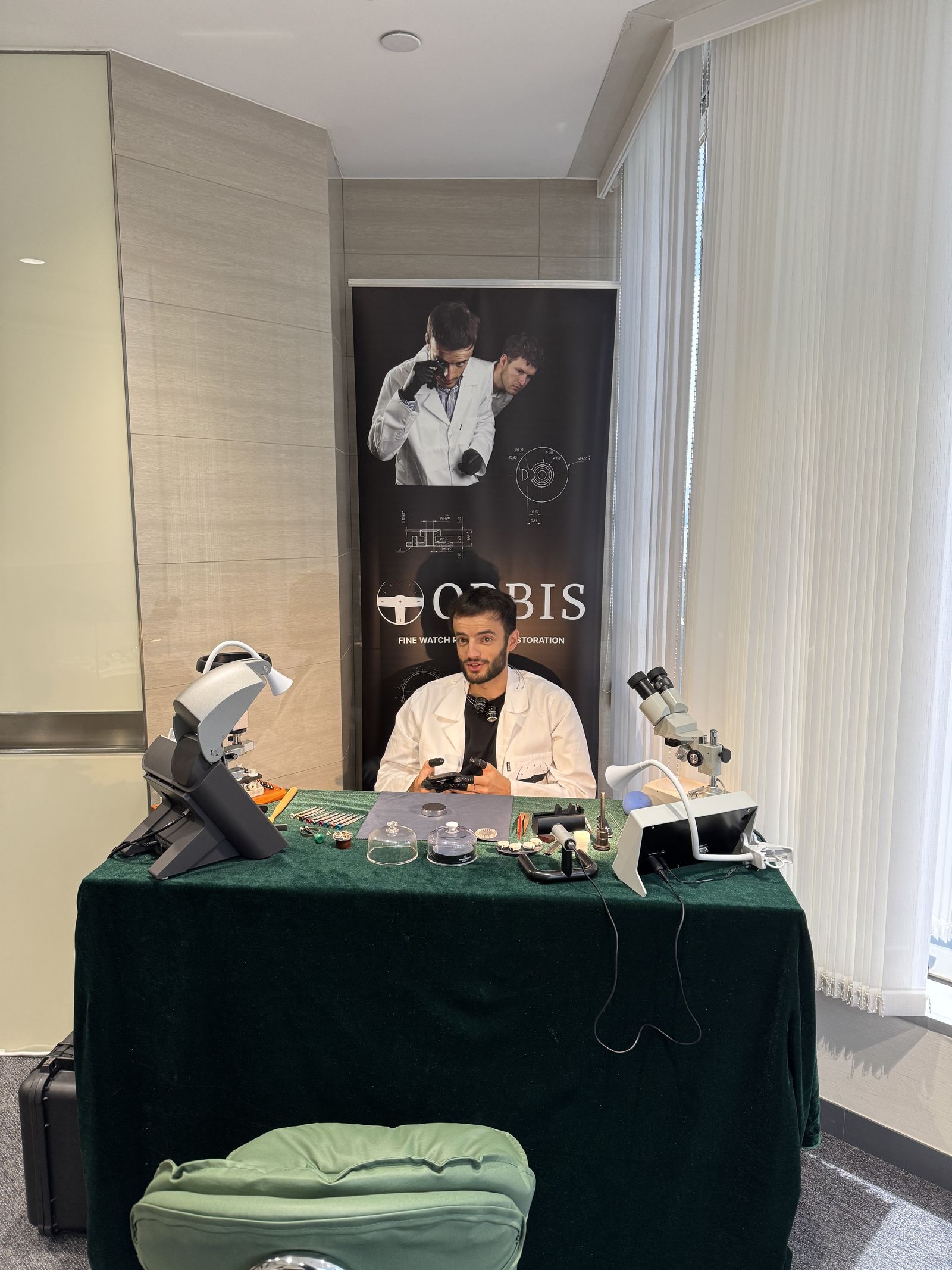 Établi ORBIS au pop-up de Hong Kong avec Green Auctioneers