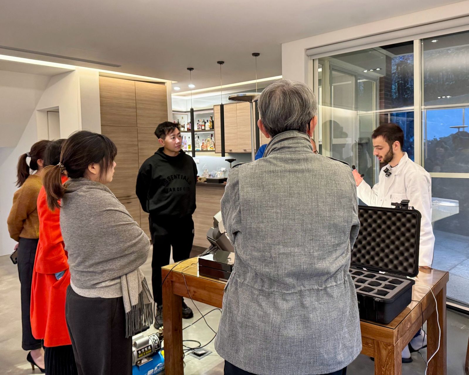 Collectionneurs reçus au pop-up ORBIS de Taipei